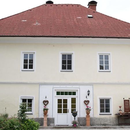 Apartamento Gutshof Bartl 2 Klagenfurt am Woerthersee Exterior foto