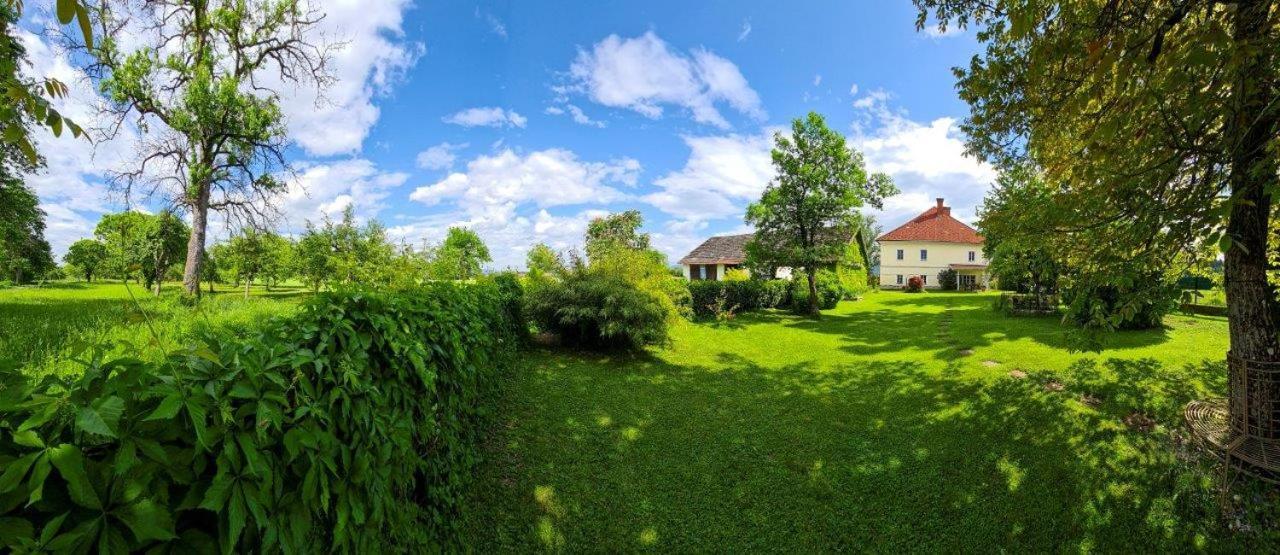 Apartamento Gutshof Bartl 2 Klagenfurt am Woerthersee Exterior foto