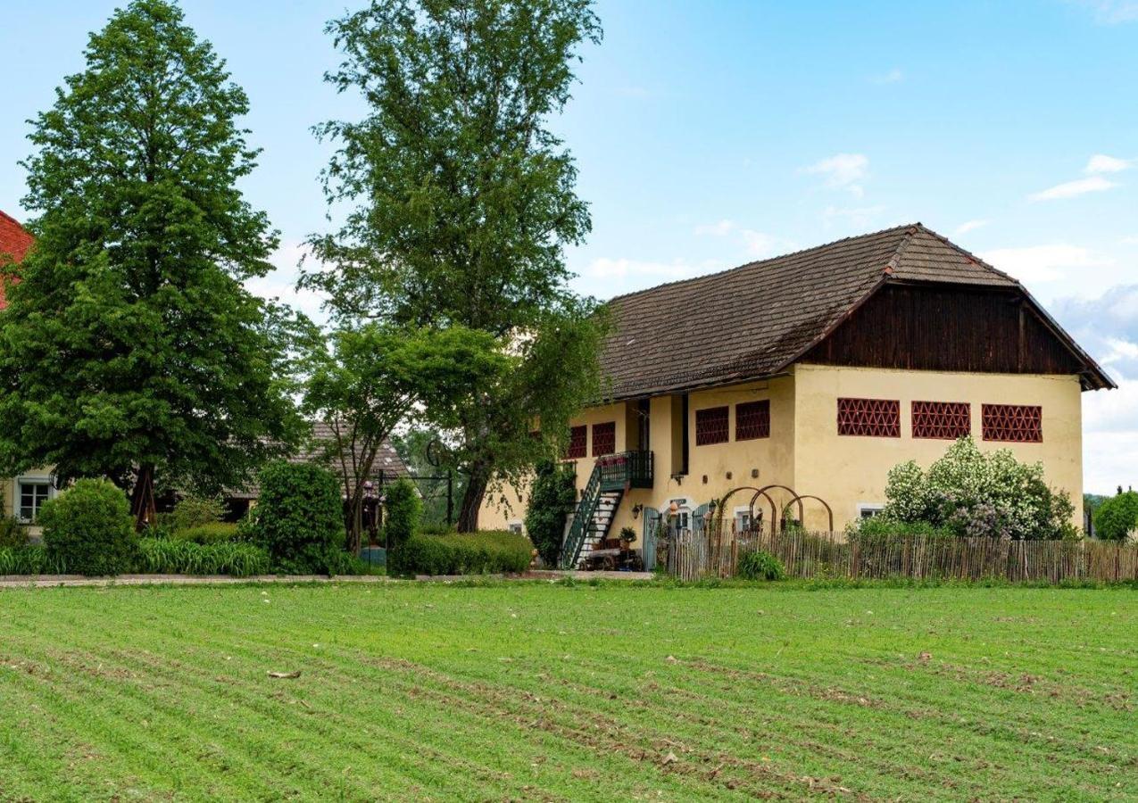 Apartamento Gutshof Bartl 2 Klagenfurt am Woerthersee Exterior foto